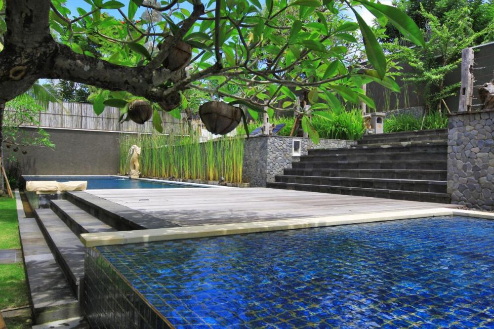 Abi Bali Resort and Villa 4*