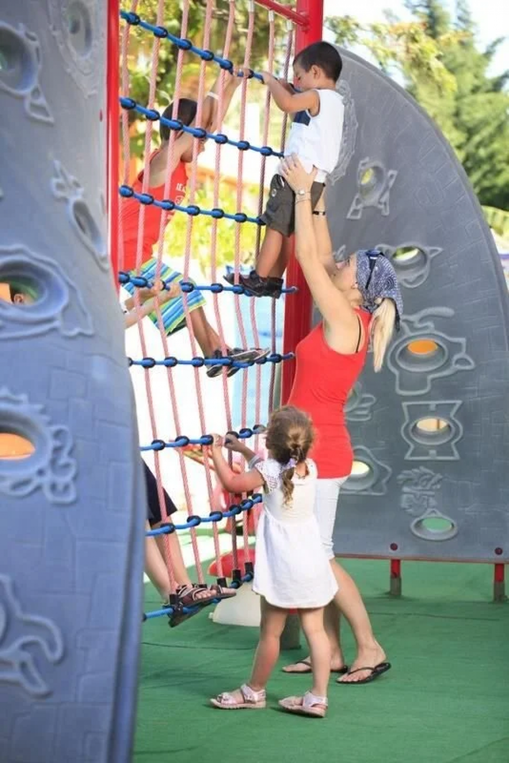 Club Mermaid Village 4*