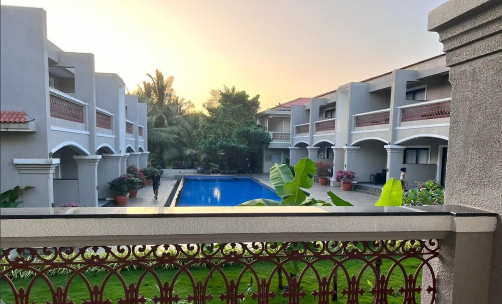 Chalston Beach Resort 3+