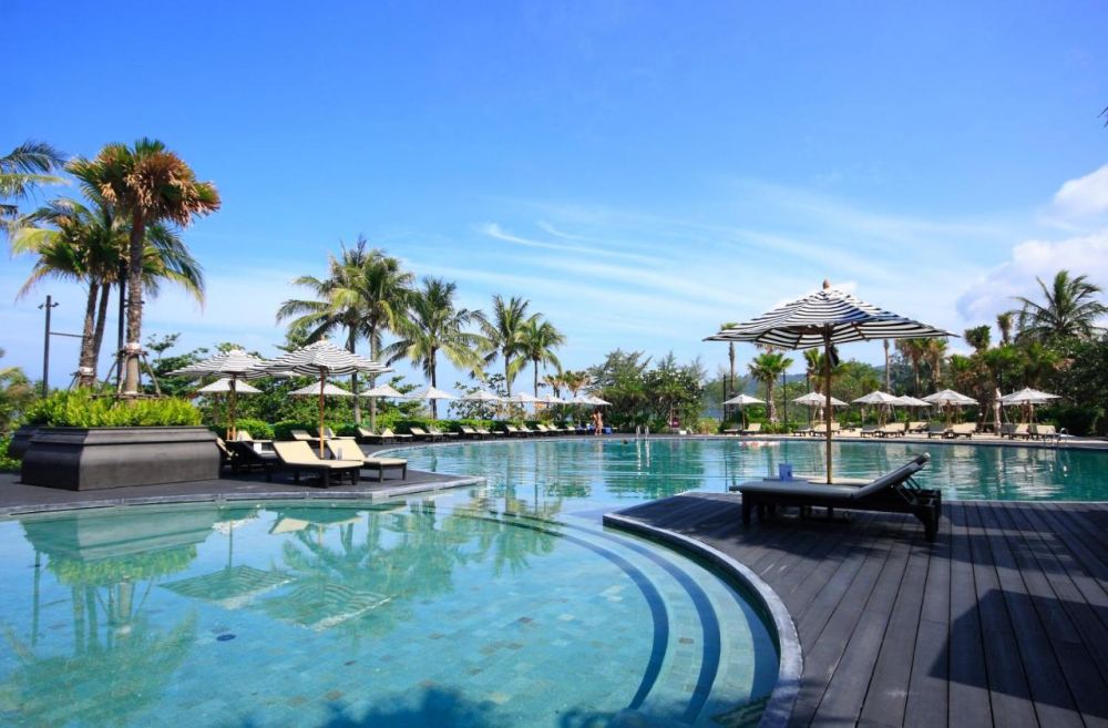 Pullman Phuket Karon Beach Resort (ex. Pullman Phuket Arcadia Karon Beach Resort) 5*