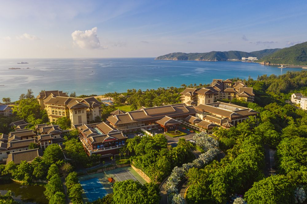 The Ritz-Carlton Sanya Yalong Bay 5*