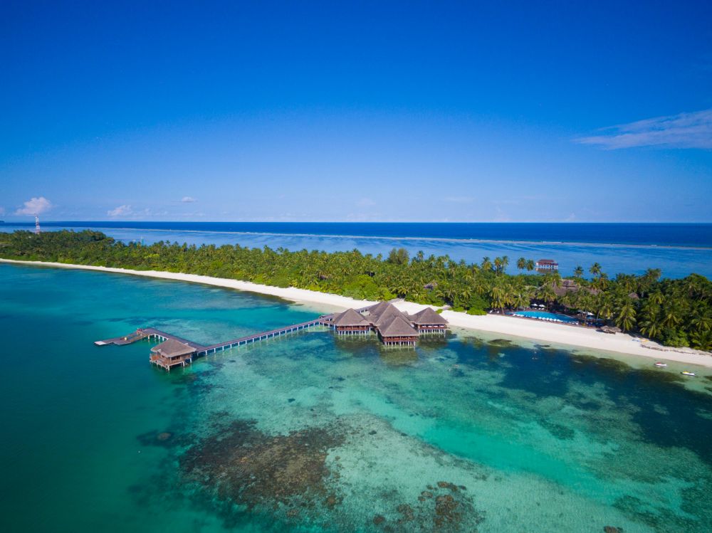 Medhufushi Island Resort 4*