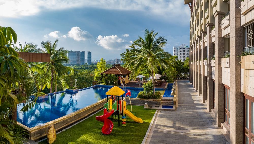 Four Seasons Ocean Courtyard 4*