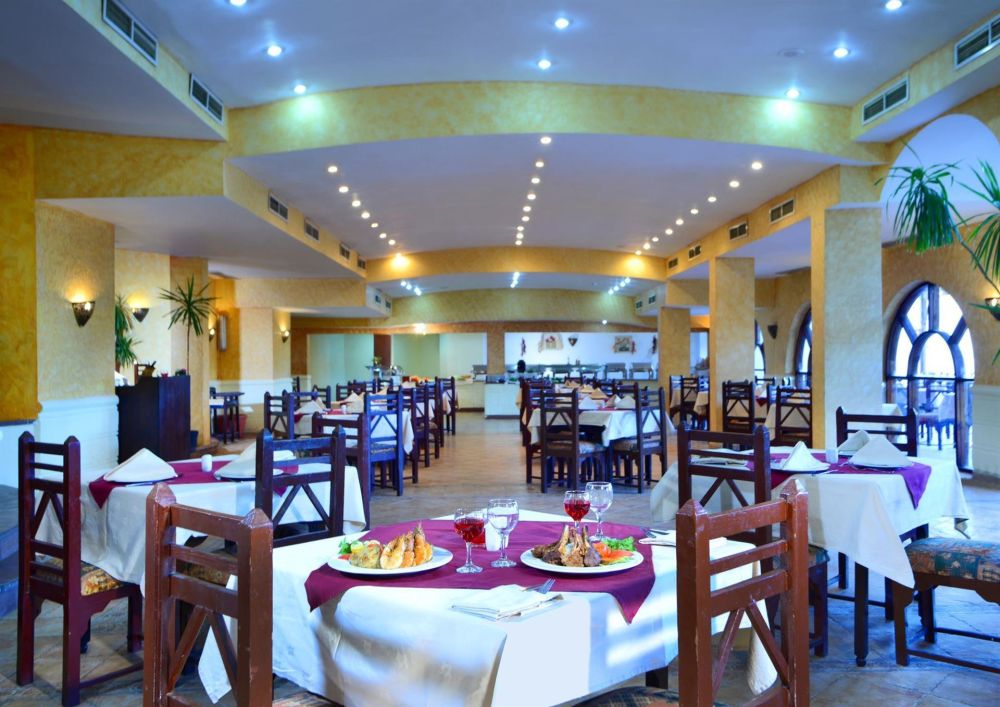 Tropitel Dahab Oasis 4*