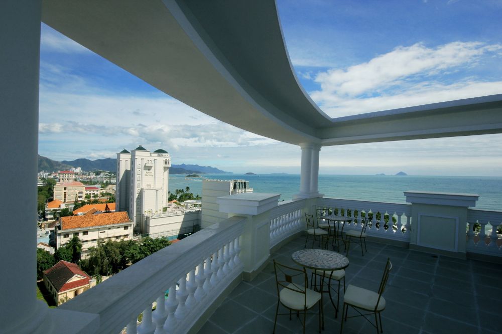 Nha Trang Palace 4*