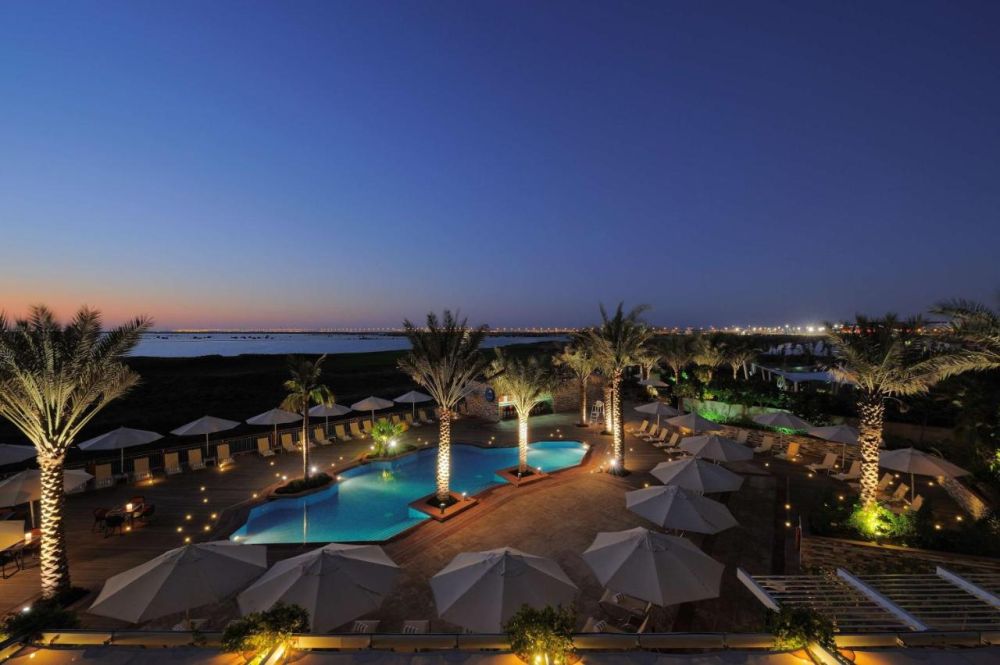 Park Inn by Radisson Abu Dhabi Yas Island 3*