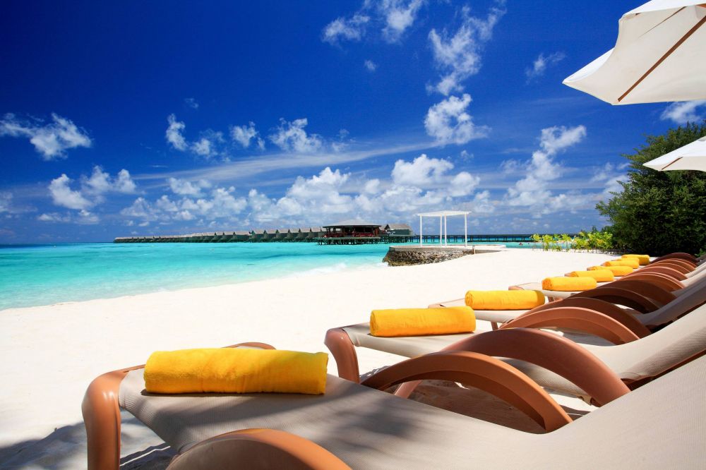 Centara Ras Fushi Resort | Adults Only 18+ 4*