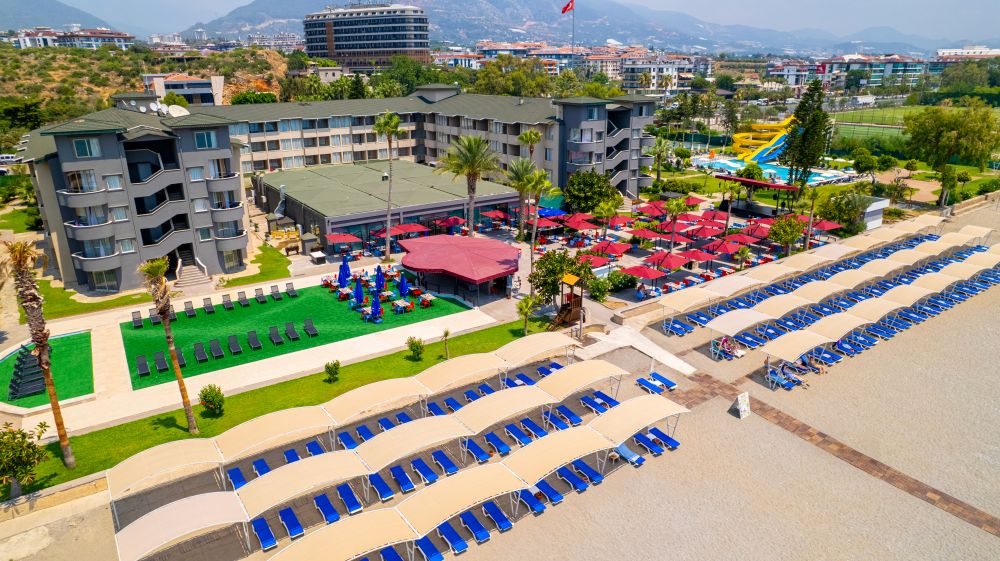 Taluyka Sunset Beach Hotel 4*