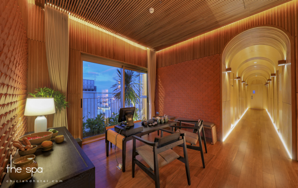 Chicland Hotel 4*