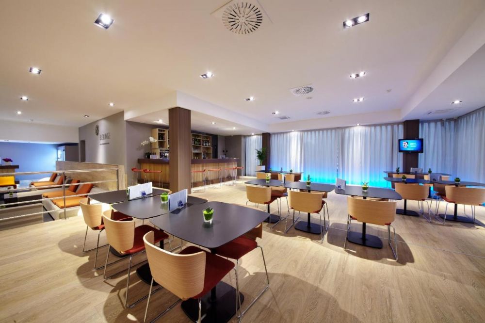 Occidental Praha (ex. Barcelo Praha) 4*