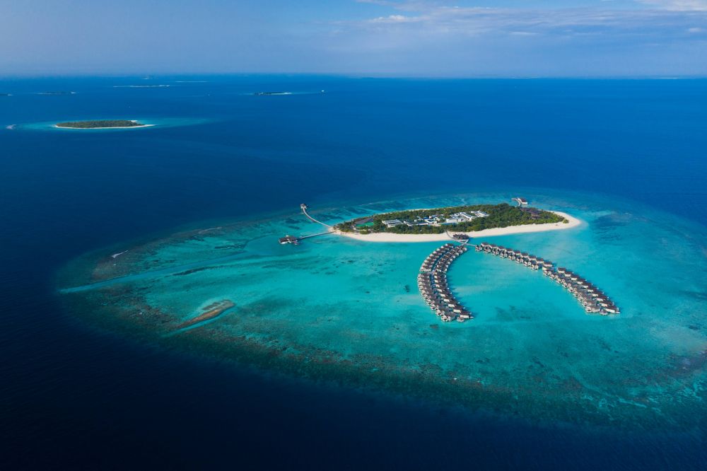 Kuredhivaru Resort and Spa (ex.Movenpick Resort Kuredhivaru) 5*