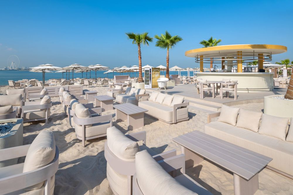 Radisson Beach Resort Palm Jumeirah 4*