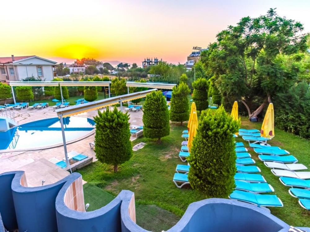 Hotel Green Gold 4*