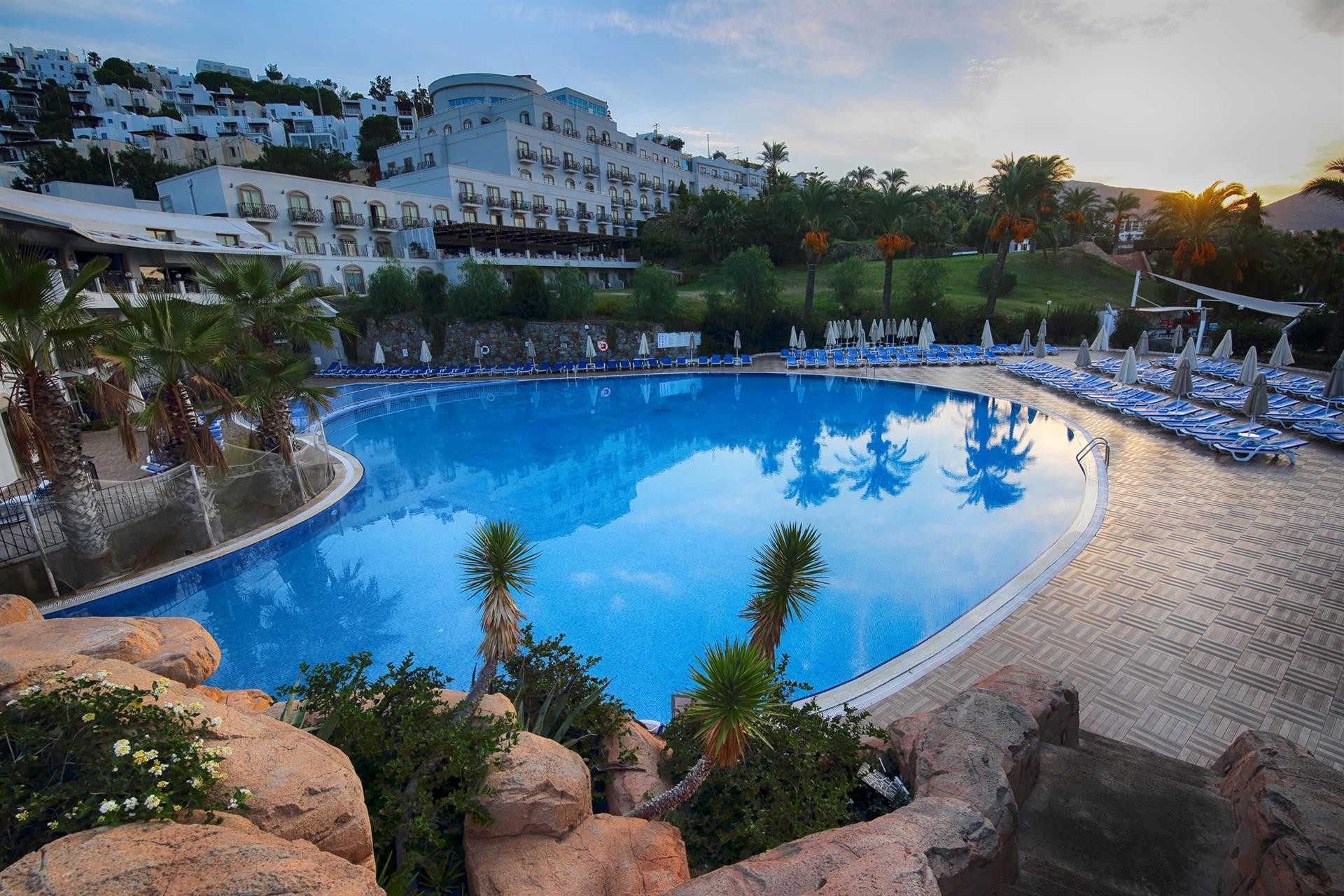 Yasmin Bodrum Resort 5*