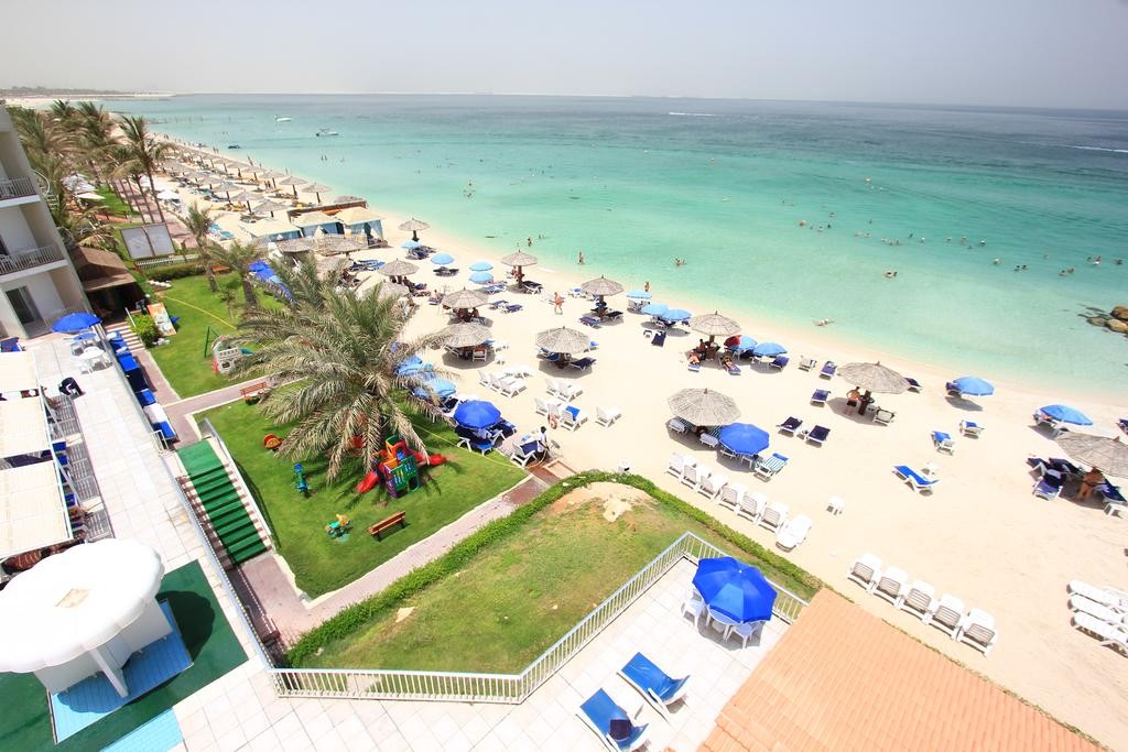 Beach Hotel Sharjah 3*