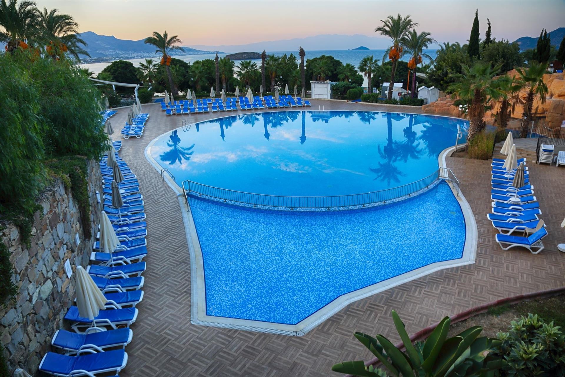 Yasmin Bodrum Resort 5*