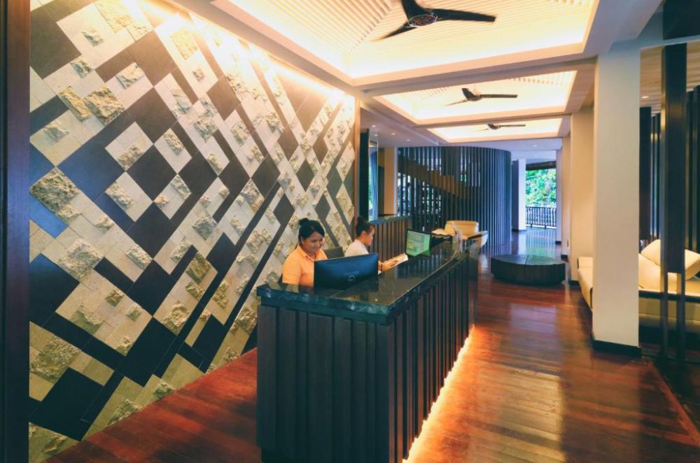 Bunga Raya Island Resort & Spa 5*