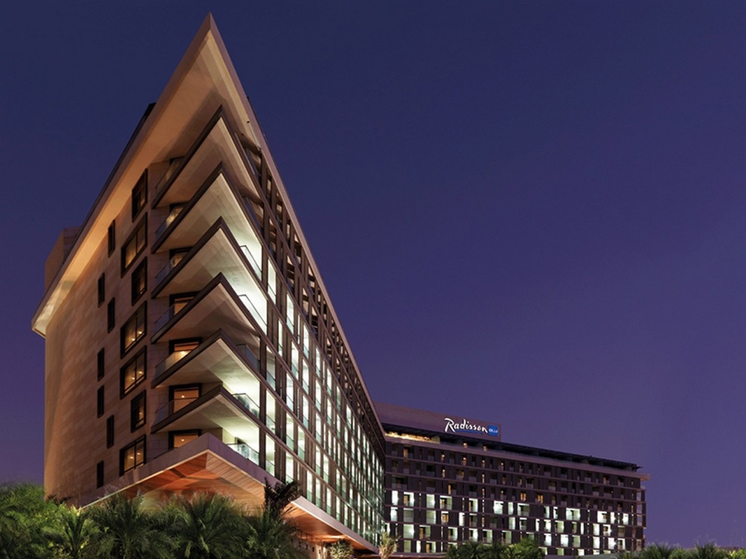 Radisson Blu Abu Dhabi Yas Island 4*