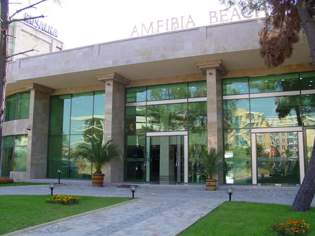 Amfibia Beach 3*