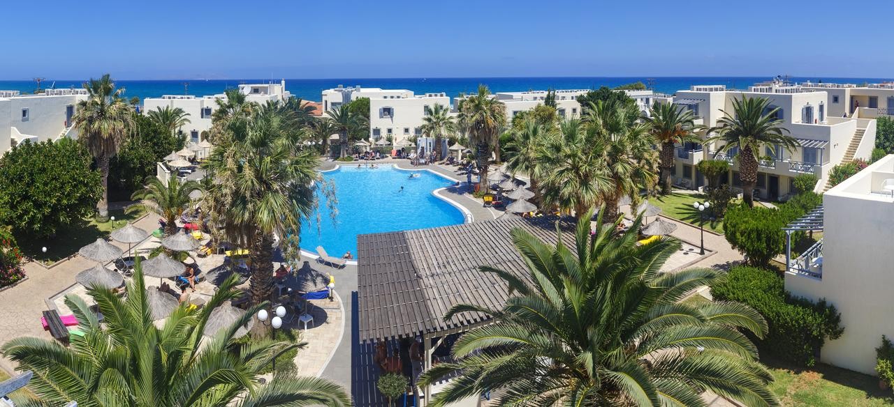 Europa Beach Hotel 4*