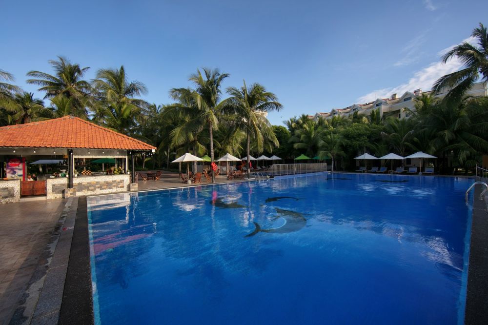 Sea Lion Beach Resort & Spa 4*