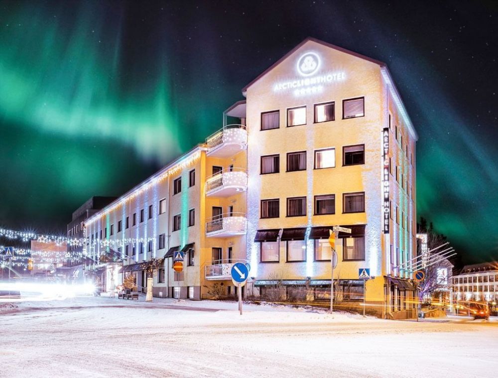 Arctic Light Hotel 4+