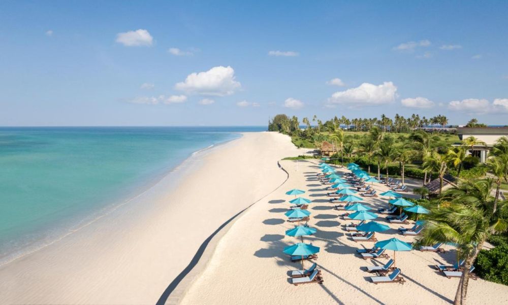 Le Meridien Khao Lak Beach 5*