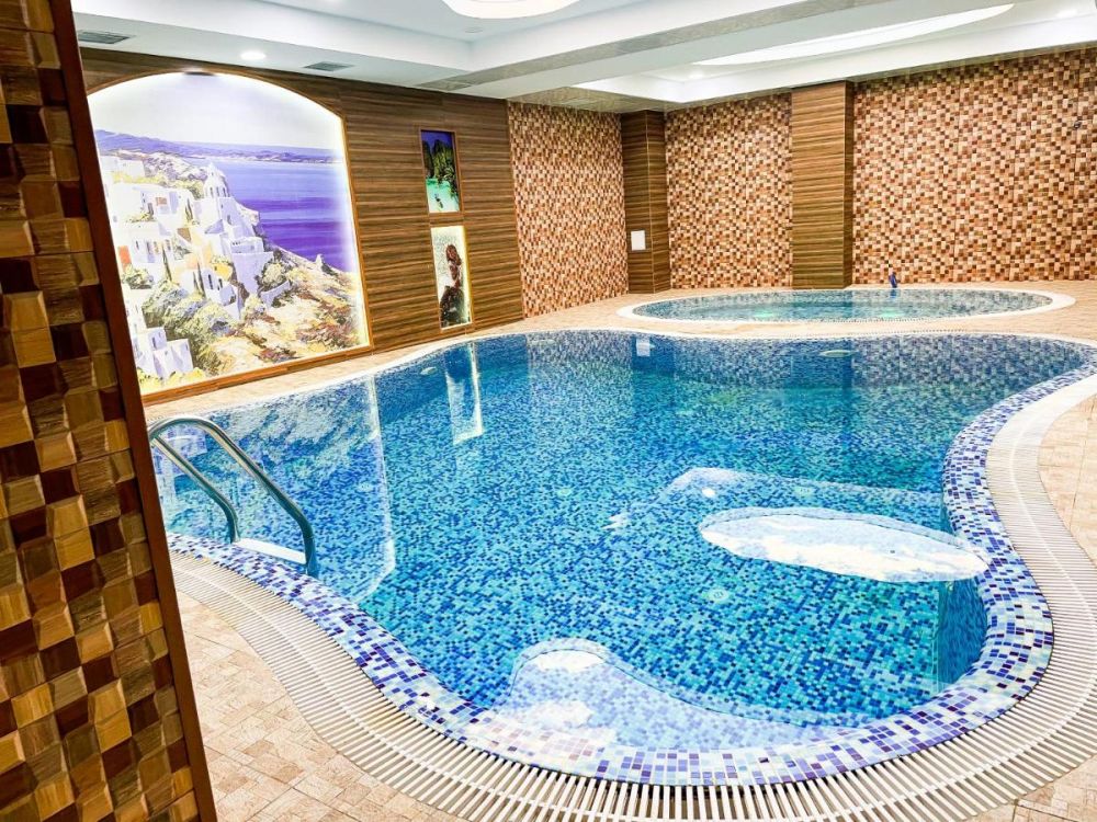 Premier Palace Hotel Baku 5*