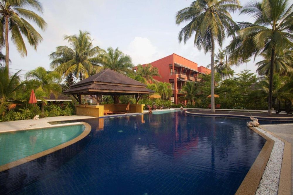 Sudala Beach Resort 3*