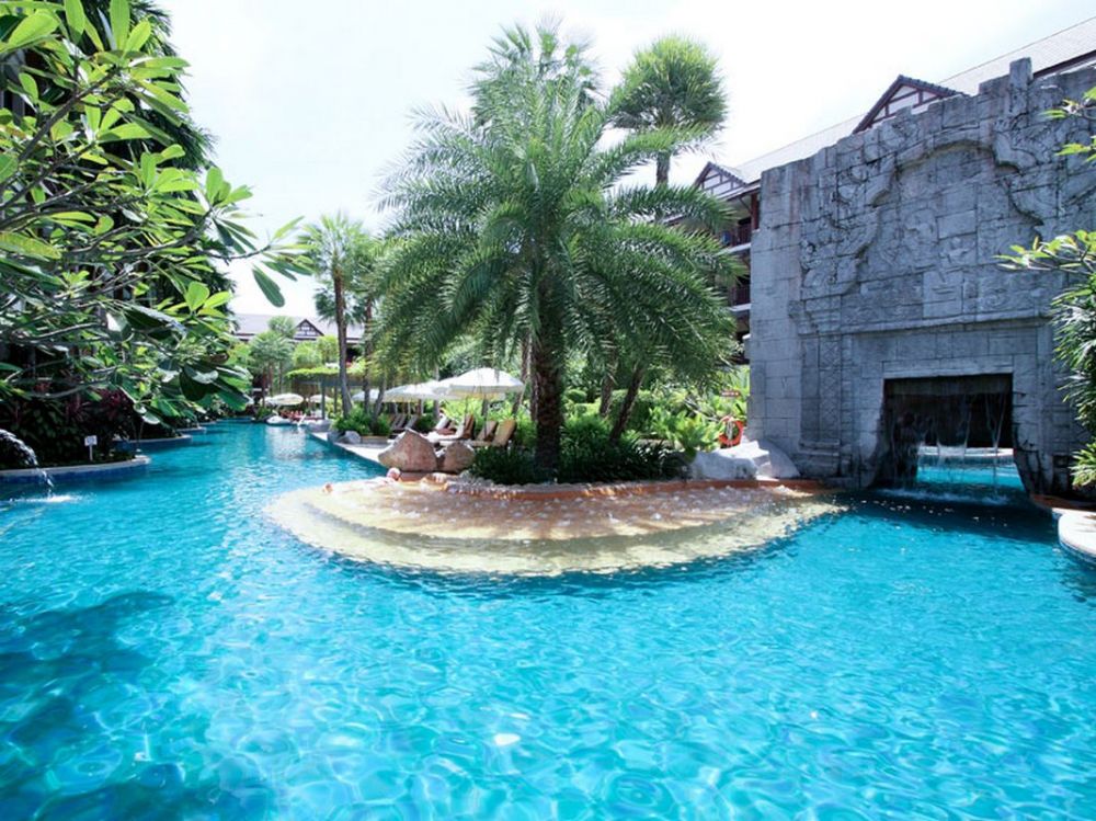 Kata Palm Resort & SPA 4*