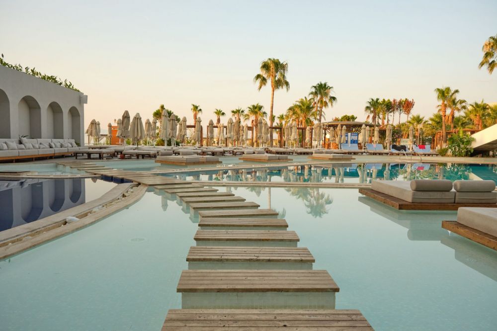 Laur Hotels Experience (Ex. Didim Beach Resort & Elegance) 5*