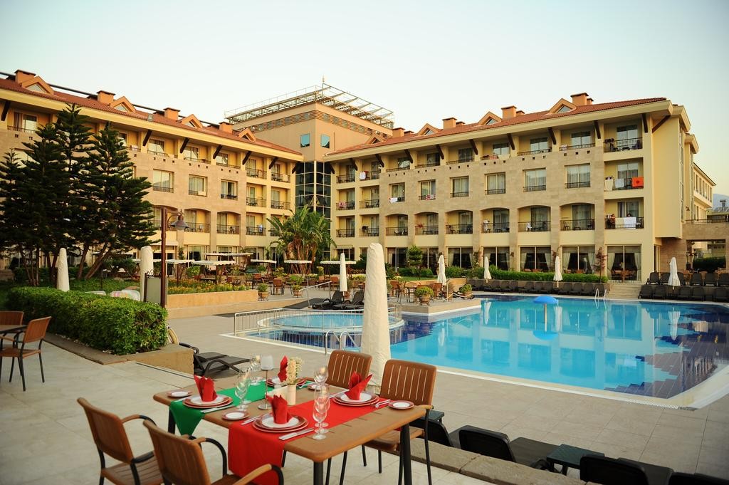 Fame Residence Kemer 5*