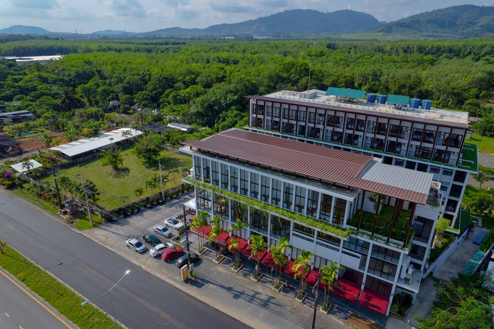 Tour De Phuket Hotel 4*
