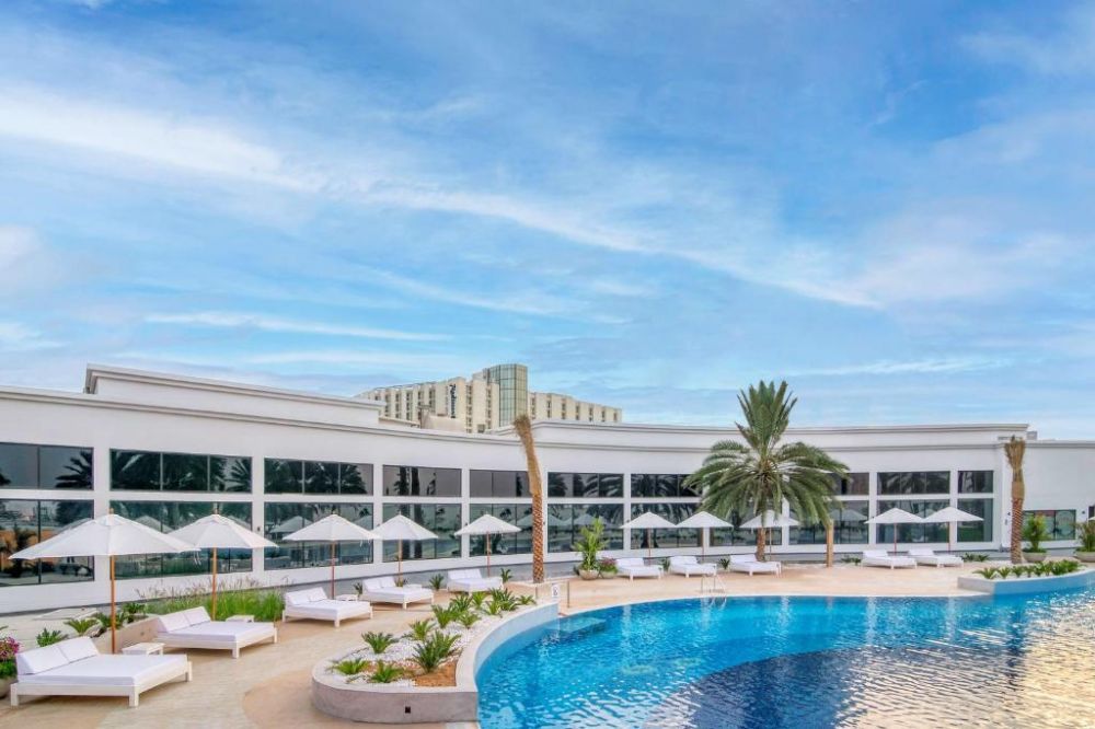 Radisson Blu Hotel & Resort Abu Dhabi Corniche (ex. Hilton Abu Dhabi) 5*