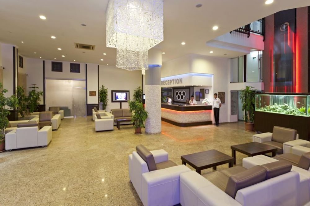 Arabella World Hotel 4*