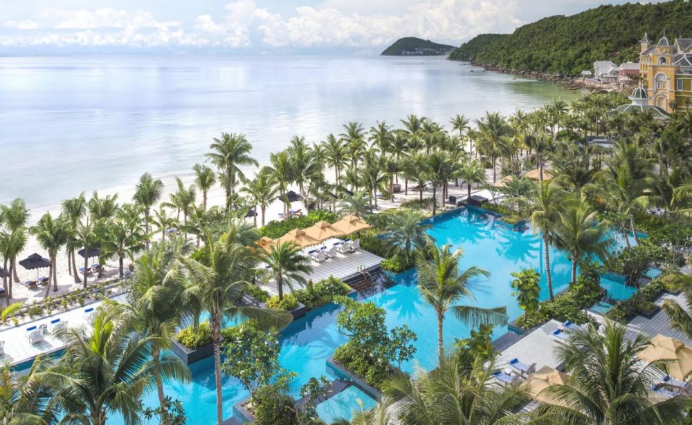 JW Marriott Phu Quoc Emerald Bay Resort & Spa 5*