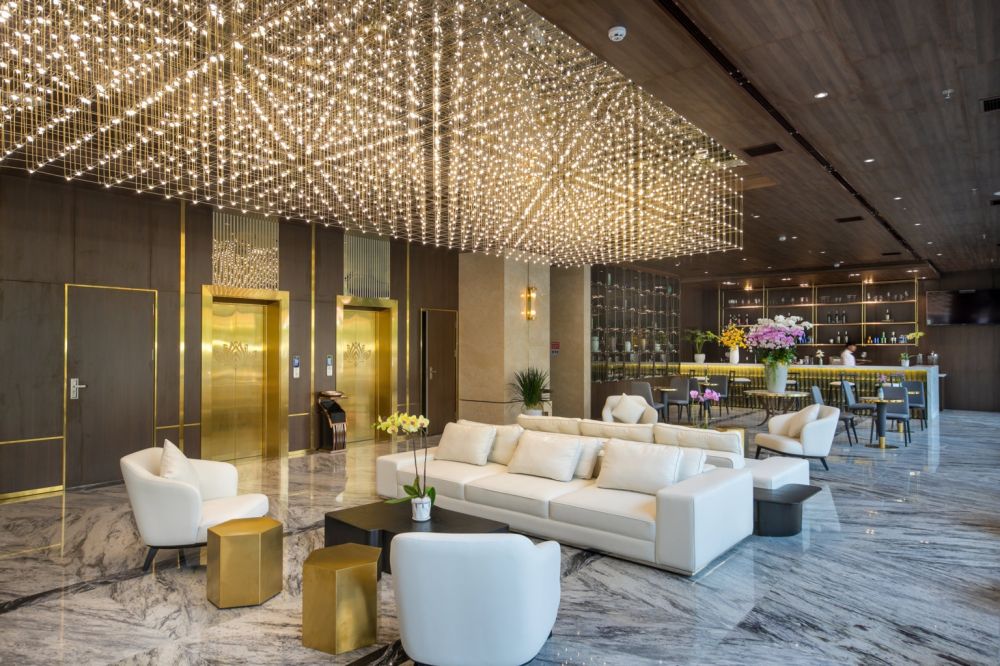 Golden Lotus Grand Hotel 4*