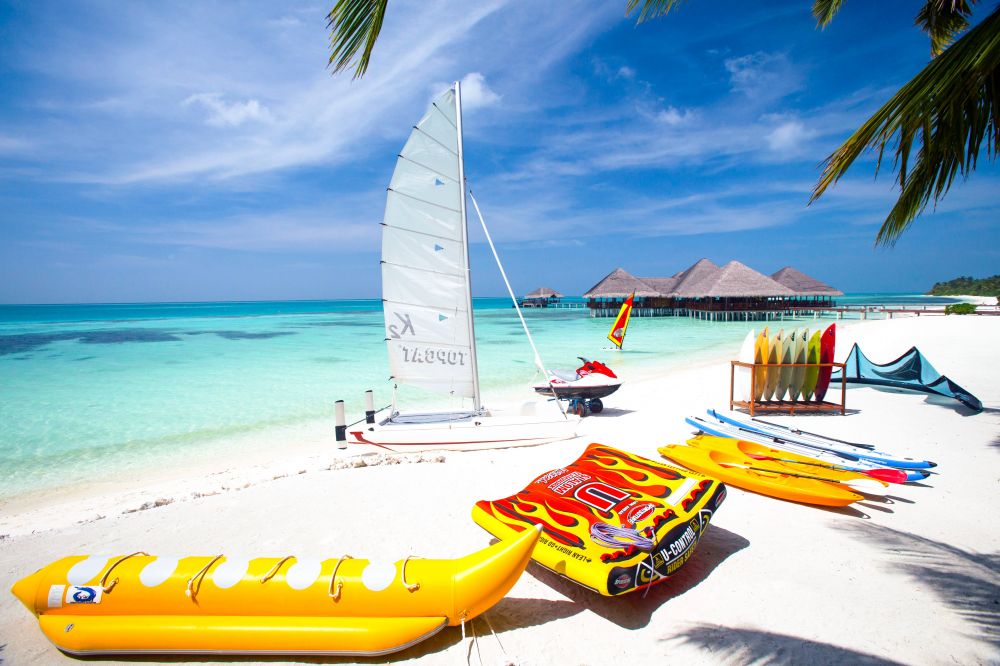 Medhufushi Island Resort 4*