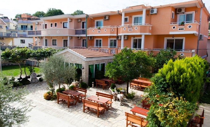 Holiday Apartments Ulcinj (Cat.A) 3*