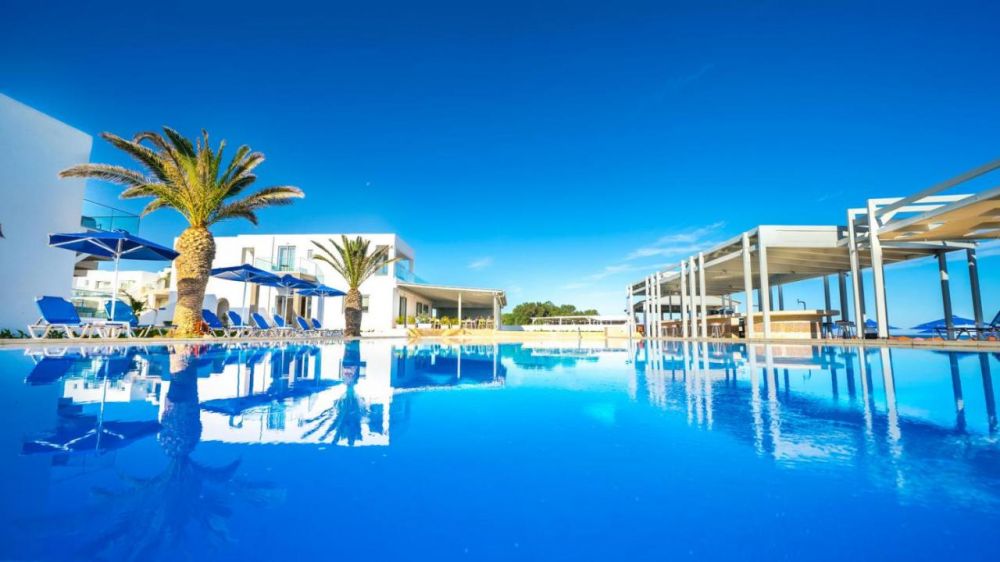 Adele Beach Hotel 4*