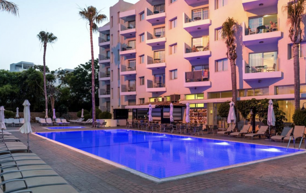 Alva Hotel Apartments 3*