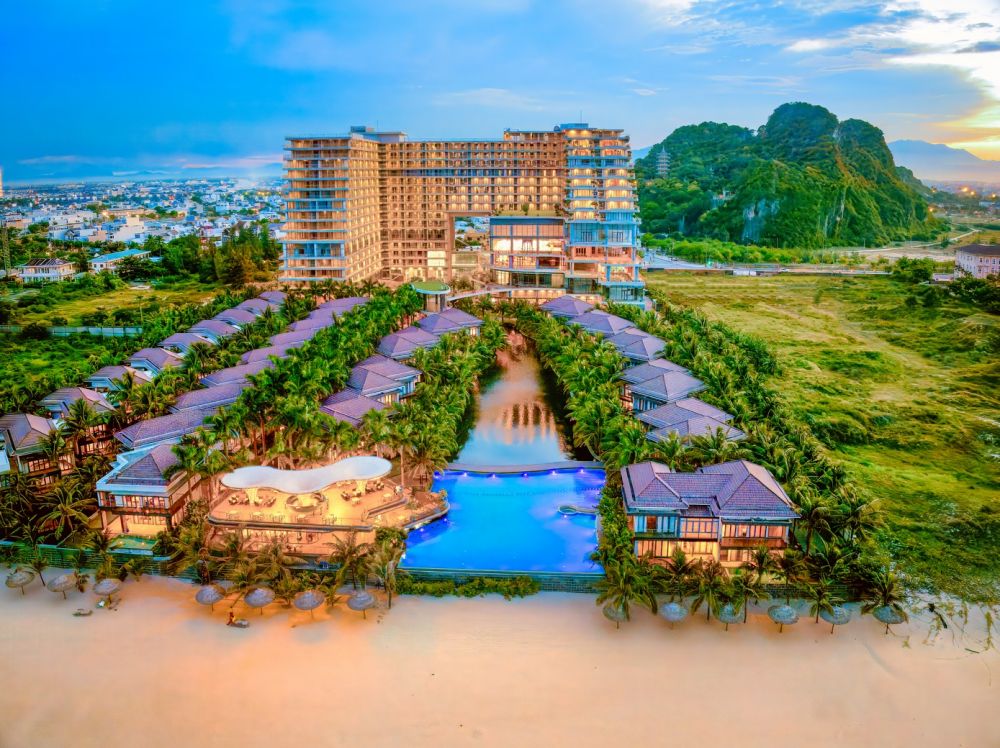 KOI Resort & Residence Da Nang 5*