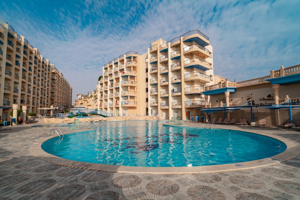 Sphinx Aquapark Beach Resort 4*