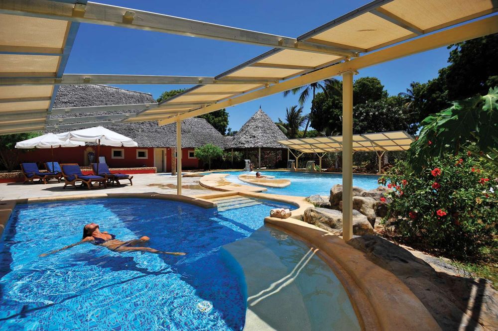 Sandies Tropical Village 4*