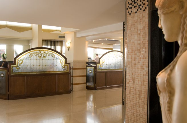 Best Western Plaza Hotel 4*