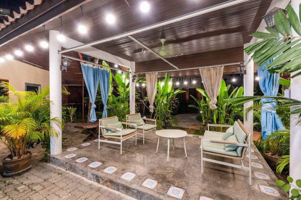 Phuket Leelavadee Hua Ting Resort (ex. Hua Ting Holiday Phuket) 4*