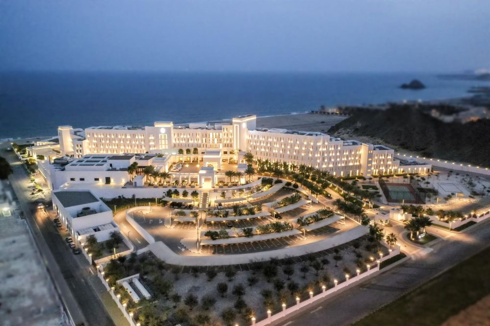 Intercontinental Fujairah Resort 5*