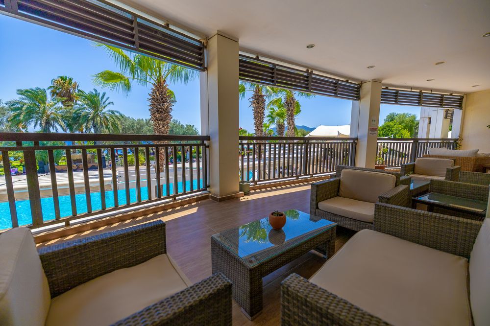 Latanya Park Resort Hotel 4*