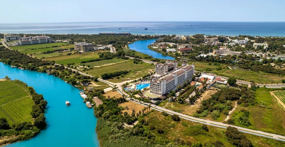 Lake River Side Hotel & SPA 5*