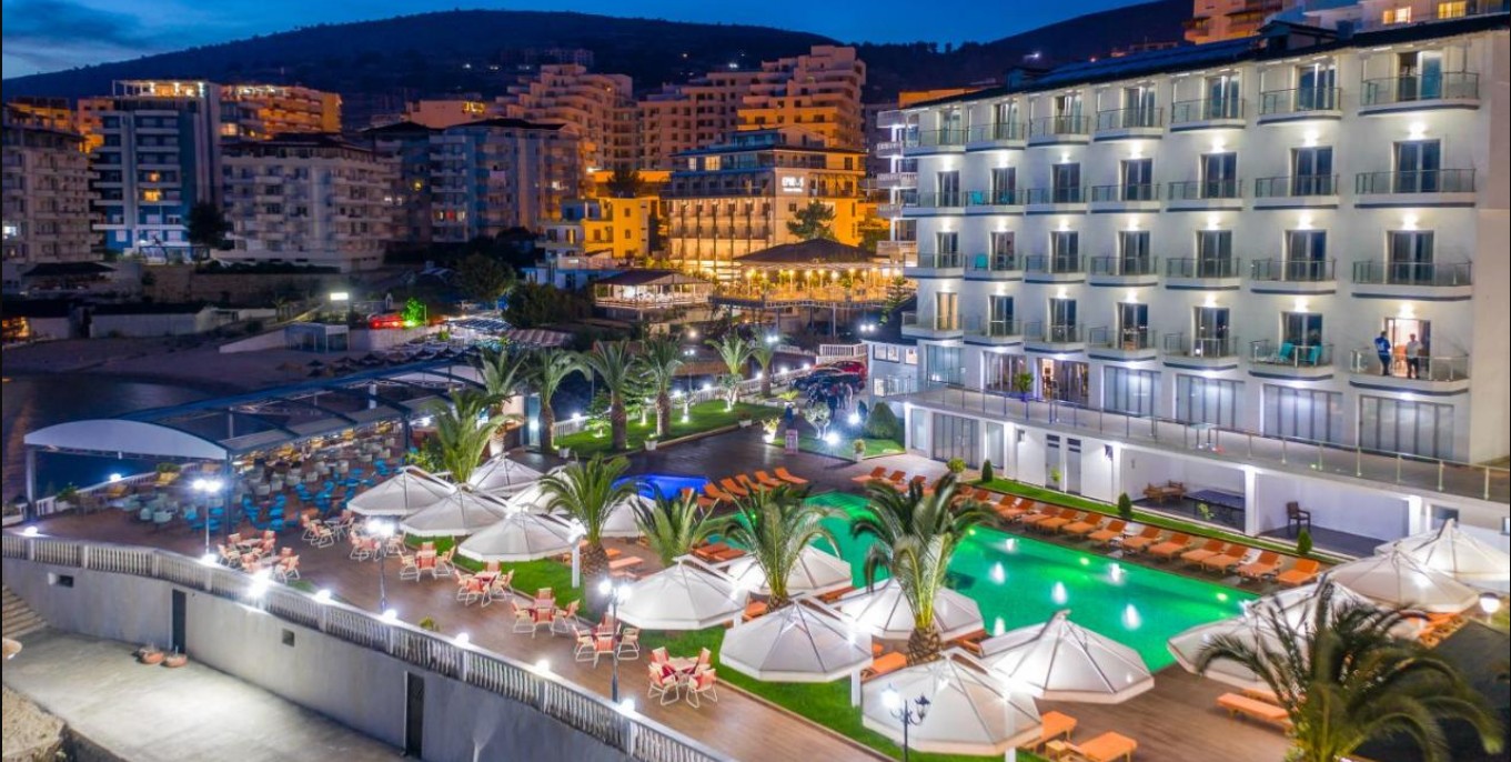 Saranda Palace 4*